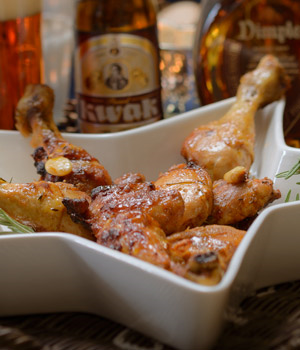 Feestelijke kip met knoflook en rozemarijn