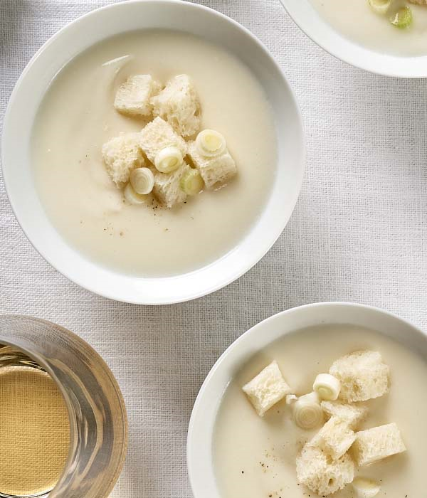 Bloemkoolsoep met knoflook croutons 