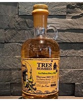 TRES HOMBRES  TRES HOMBRES 