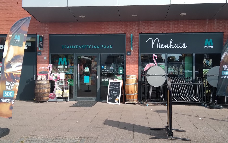 Mitra Assen, Nienhuis